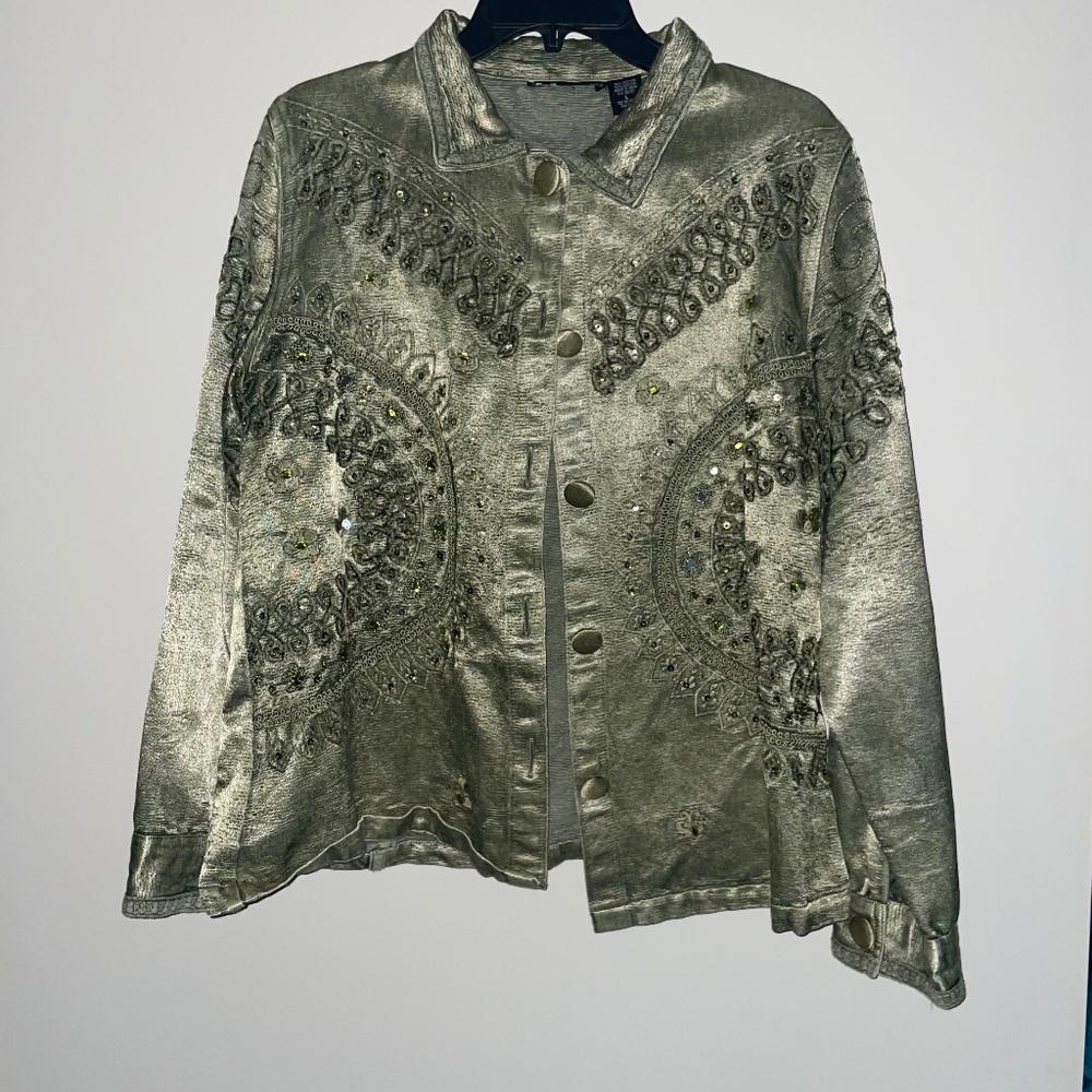 NWOT Beautifully embroidered green jacket with sequins